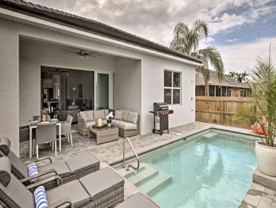 Naples Luxury Close to Vanderbilt Beach